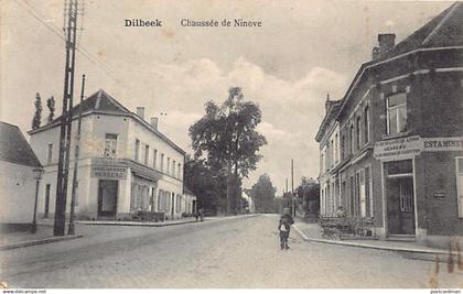 België - DILBEEK (Vl. Br.) Ninoveweg - Handelaar in Bier Herberg - In de Spaasnche Kroon Herbert H. de Mesmaeker