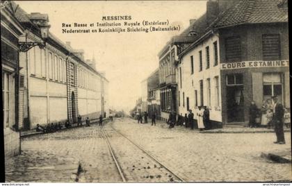 CPA Messines Mesen Westflandern, Rue Basse et Institution Royale, Extérieur