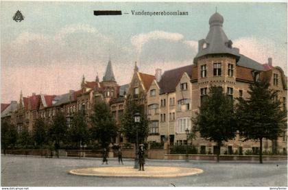 Kortrijk - Vandenpeereboomlaan