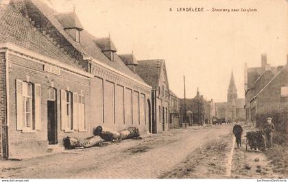 BELGIQUE - Lendelede - Steenweg naar Iseghem - Eglise - enfant - rue - animé - E Desaix - Carte postale ancienne