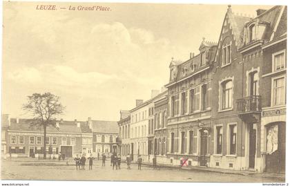 Leuze en Hainaut - La Grand' Place