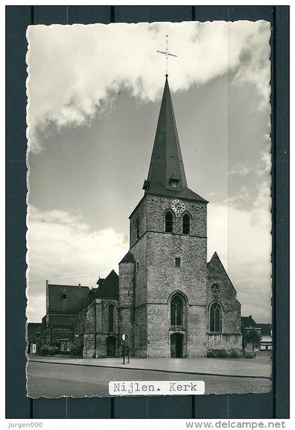 NIJLEN: Kerk, niet gelopen postkaart (Uitg Verreet) (GA19647)