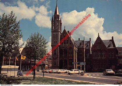 Stadhuis met Markt - Poperinge