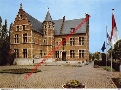 Kasteel De Vaulogé - Gemeentehuis - Sint-Gillis-Waas