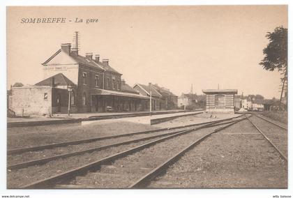 CPA SOMBREFFE La Gare