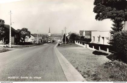 BELGIQUE - Noiseux - Entrée du village - Carte postale ancienne