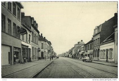 Wijnegem :  straat aan tramhalt