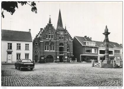 Wommelgem :  Gemeentehuis en  '  DE KAAK  '     (  groot formaat )