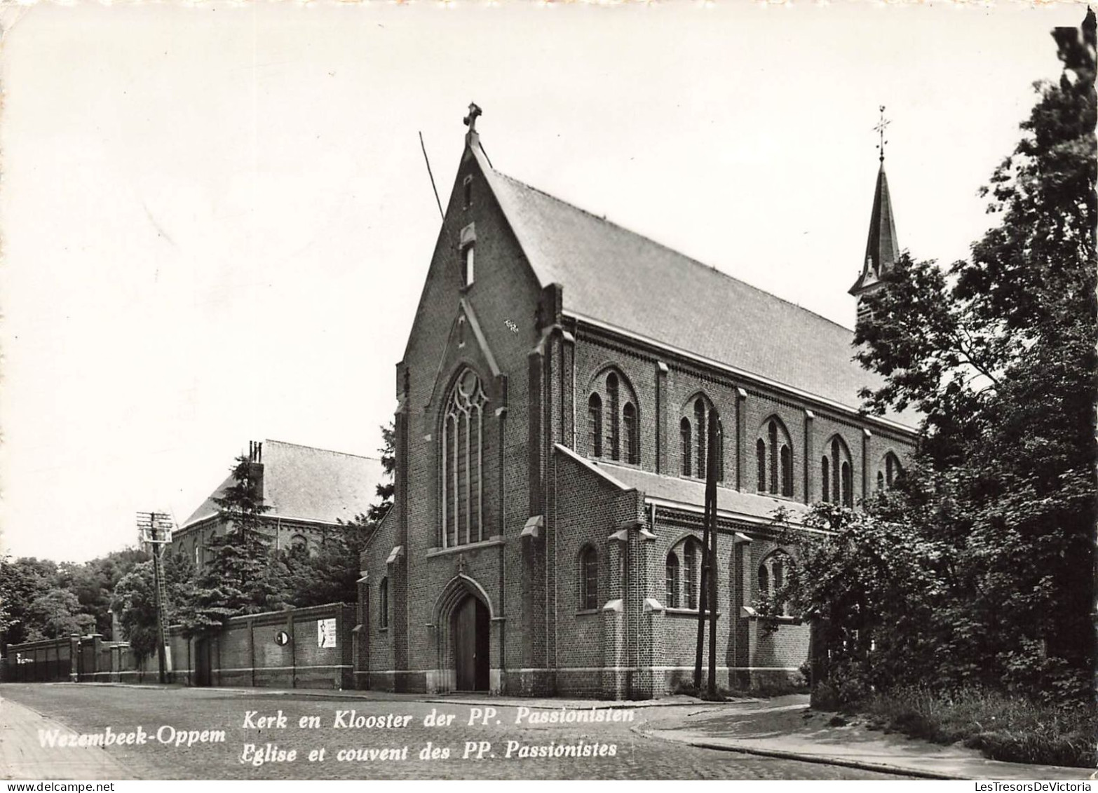 BELGIQUE - Wezembeek Oppem - Eglise et couvent des PP. Passionistes - Carte postale