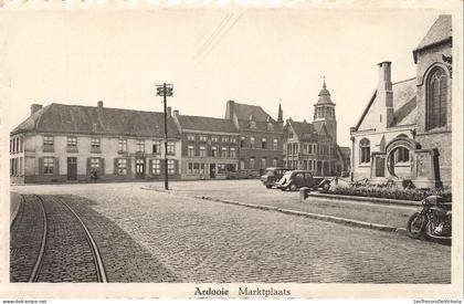 BELGIQUE - Ardooie - Marktplaats - Gehocht à Odette 5 /2/82  - Automobile - Carte postale ancienne