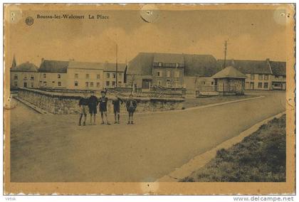 Boussu-lez-Walcourt : La place   *** état ***