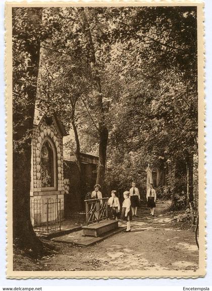 CPA Carte Postale - Belgique - Frameries - Pensionnat du Sacré-Coeur - Dans le Parc (DG14996)