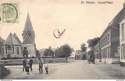 NÉCHIN (Hainaut) Grand'Place