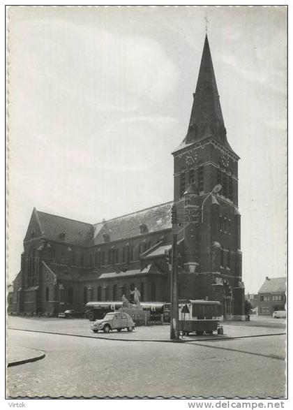 Putte :  Kerk en monument  (   FRITUUR -   Citroën  2CV )     ( groot formaat )