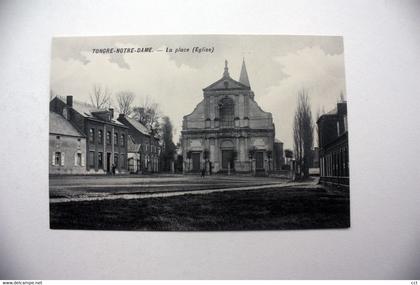 Tongre-Notre-Dame   Chièvres     La place (Eglise)