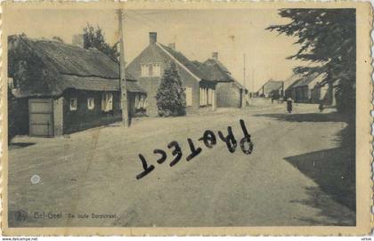 Geel :   BEL :  De oude dorpsstraat