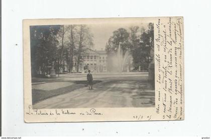 BRUXELLES (BELGIQUE) CARTE PHOTO ENFANT POSANT DEVANT LE PALAIS DE LA NATION 1905