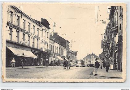 Belgique - LA LOUVIÈRE (Hainaut) Le Drapeau Blanc