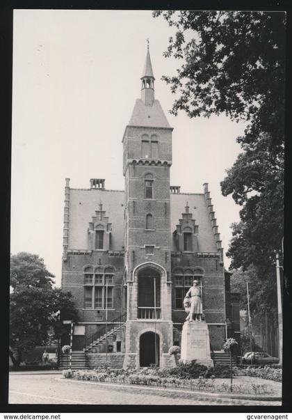 LOVENDEGEM  FOTOKAART  GEMEENTEHUIS