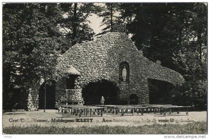 Maldegem -  kleit  :  grot OLvrouw  ( fotokaart )