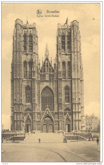 cp , BRUXELLES , Monuments , Edifices , Eglise Sainte-Gudule , voyagée