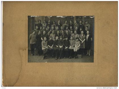 Péruwelz : Pensionnat ecole moyenne 1924   ( format  30   x 24  cm )