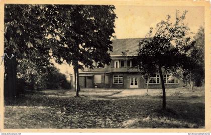 BELGIQUE - Wielsbeke - Kasteel Hernieuwenburg - Foto Daniel - Oostroozebeke G.V. - Carte Postale Ancienne