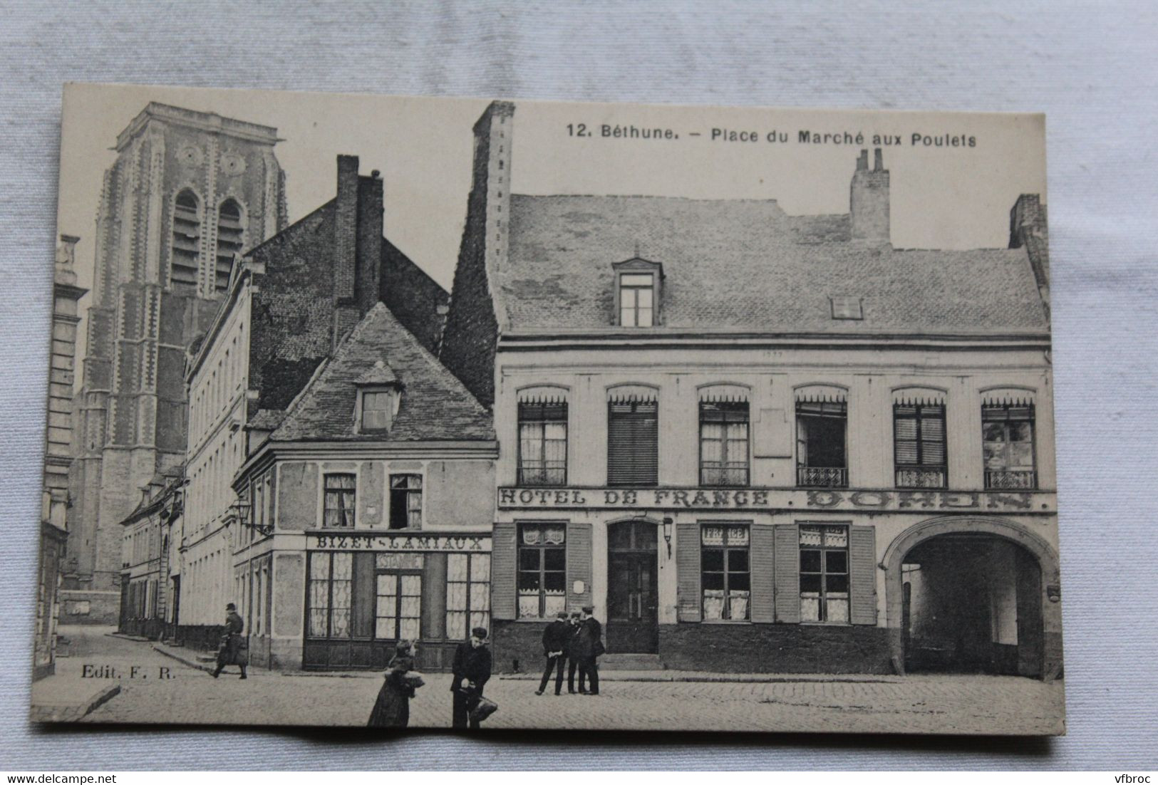 Bethune, place du marché aux poulets, Pas de Calais 62