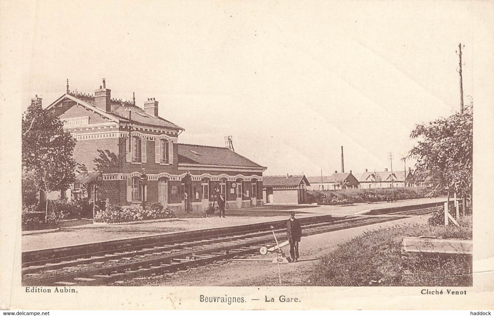 BEUVRAIGNES : LA GARE