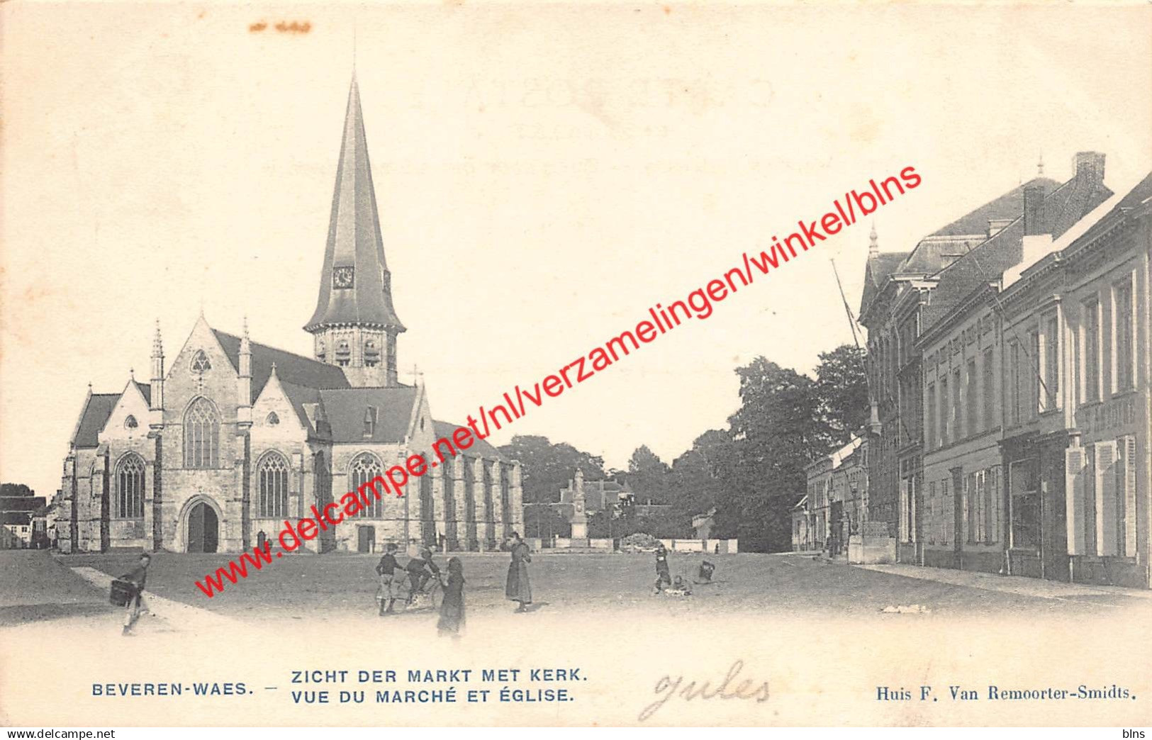 Beveren-Waes - Zicht der Markt met Kerk - Beveren-Waas