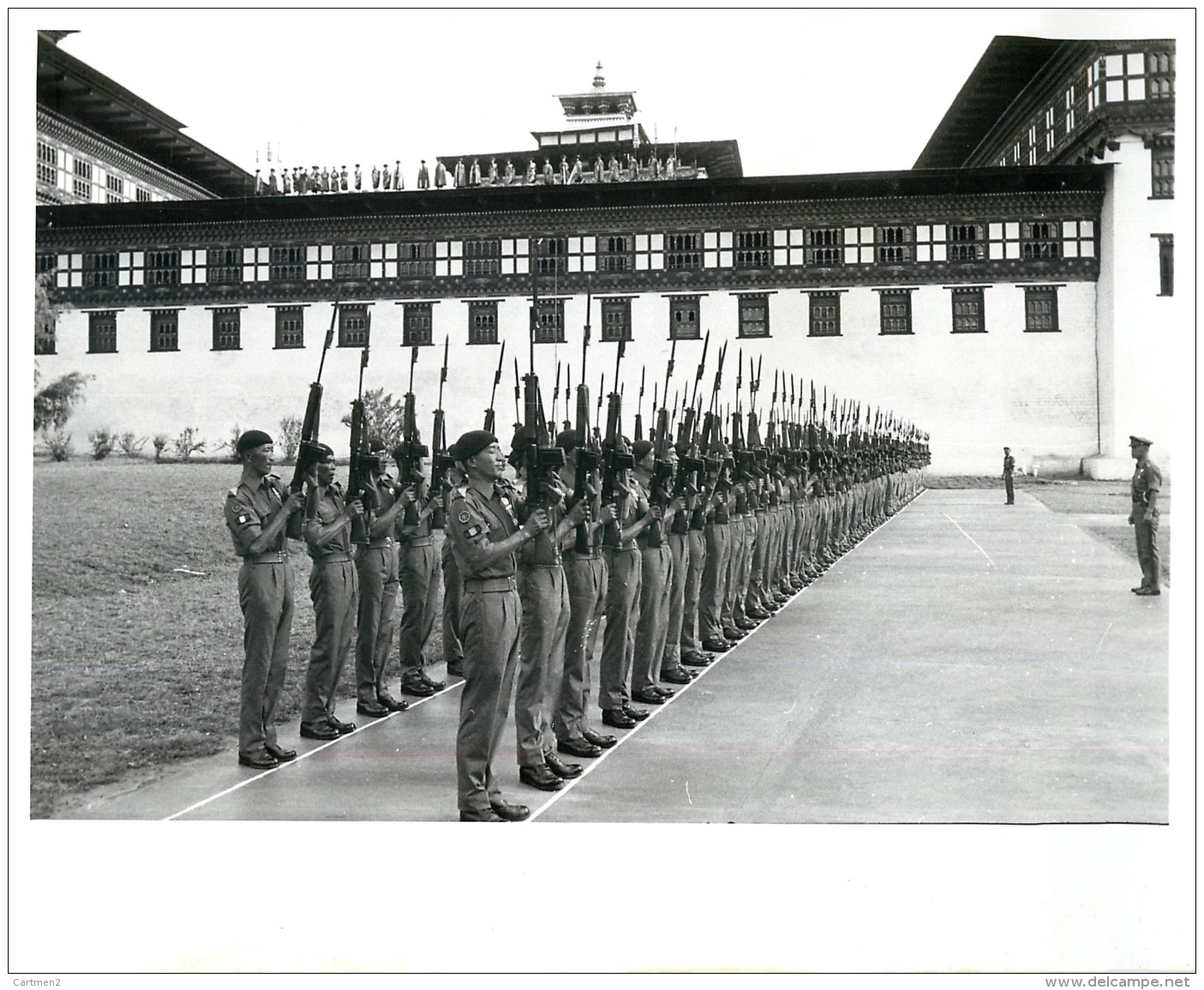 BHOUTAN BHUTAN SOLDIER'S OF BHUTAN'S ROYAL ARMY THIMPHU CORONATION KING JIGME SINGYE WANGCHUCH