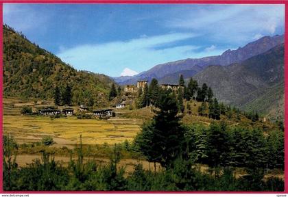 CPM Asia Bhoutan BHUTAN : Drugyel Dzong