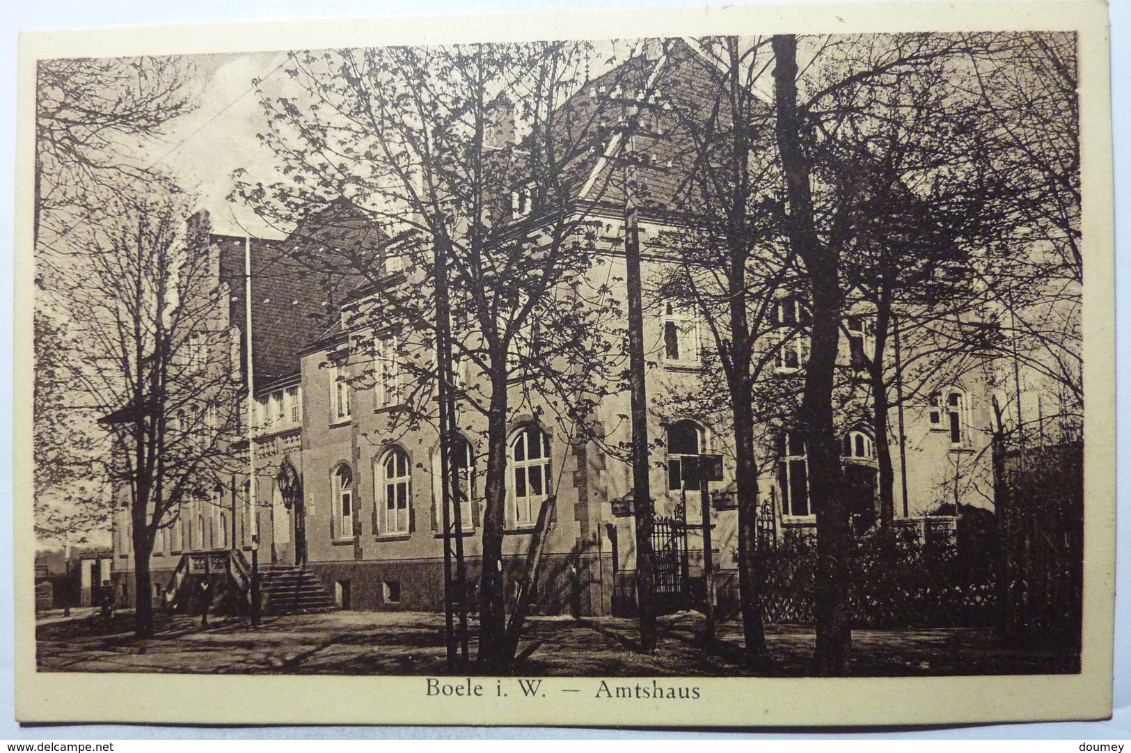 BOELE I . W . - AMTSHAUS