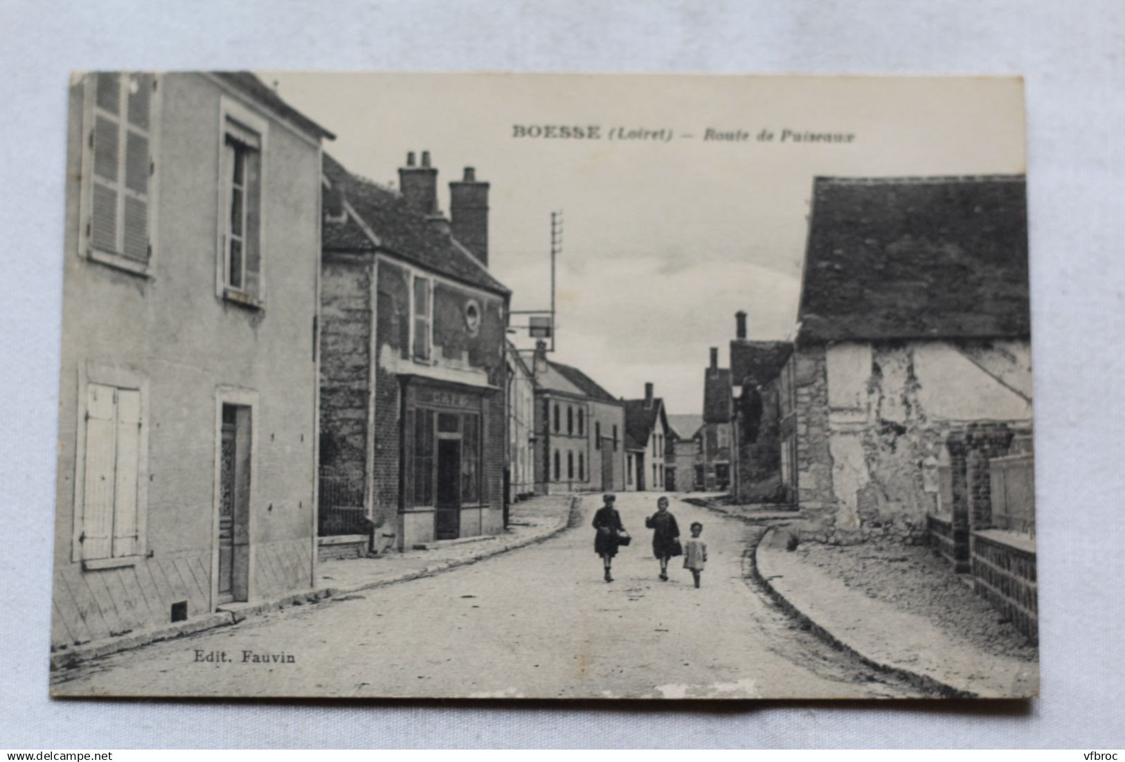 Boesse, route de Puiseaux, Loiret 45