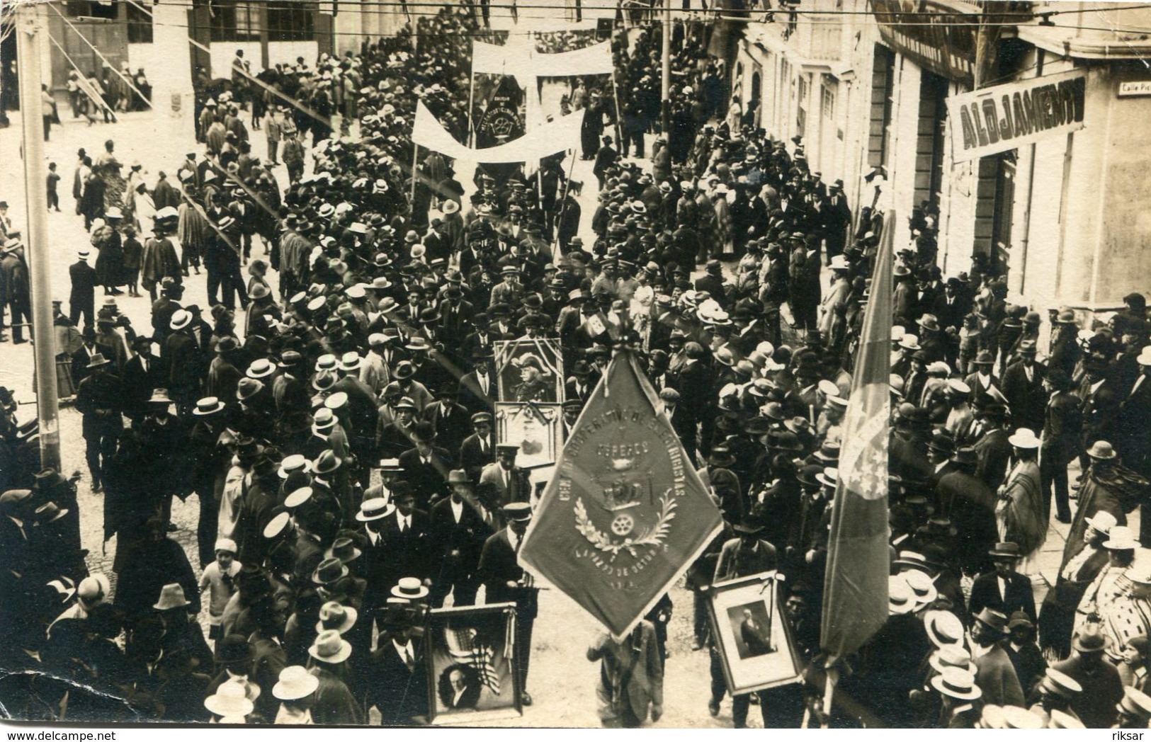 BOLIVIE(LA PAZ) 1918(CARTE PHOTO) MANIFESTATION