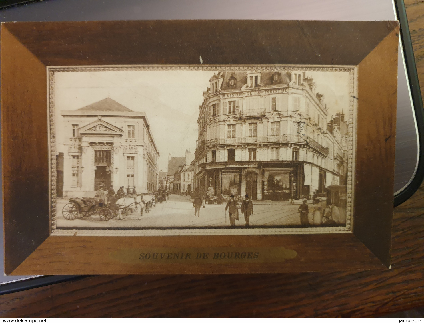 Bourges - Souvenir de Bourges - La place Cujas et l'école des Beaux-Arts