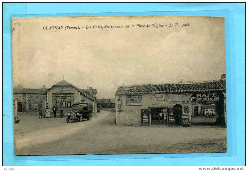 Br - 86 - CLAUNAY EN LOUDUN - les cafés restaurants sur la place l´église