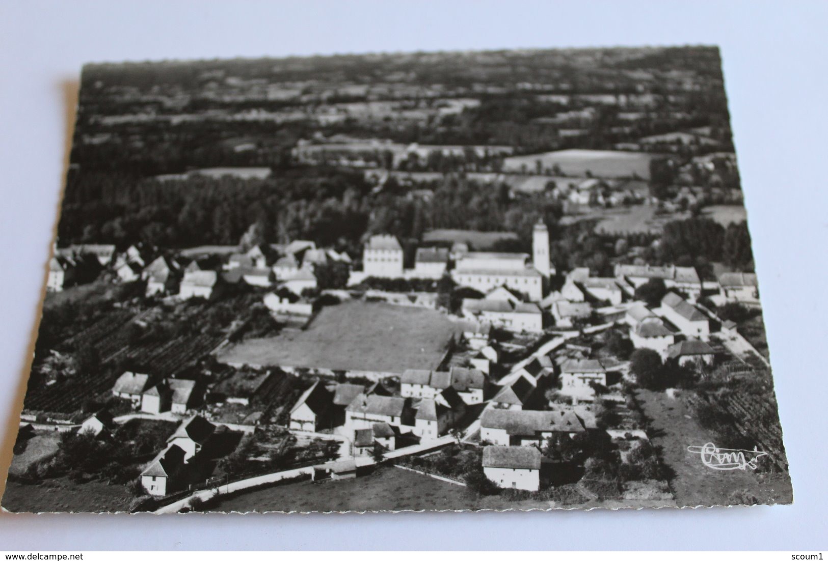 brangues - vue panoramique aérienne