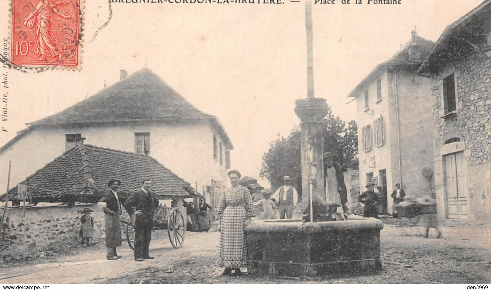 BREGNIER-CORDON - La BRUYERE - Place de la Fontaine