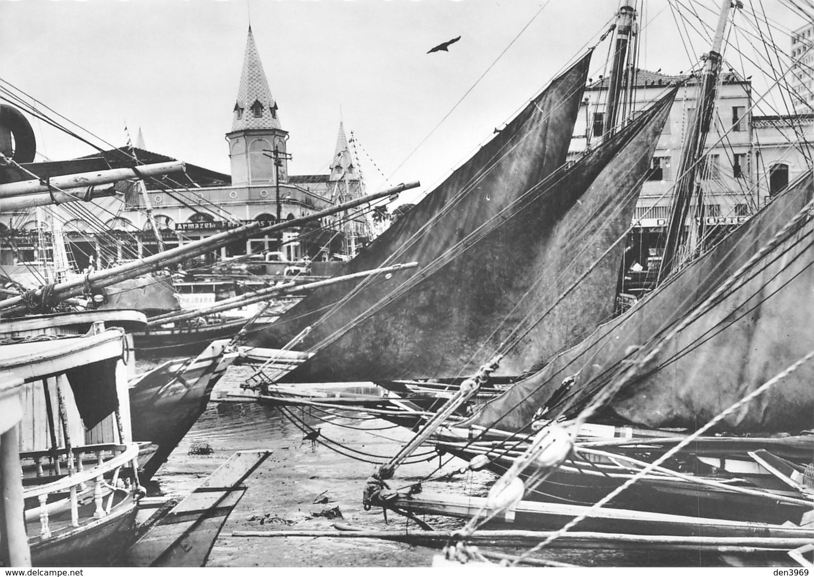 Brésil - BELEM - Le port de pêche - Voiliers