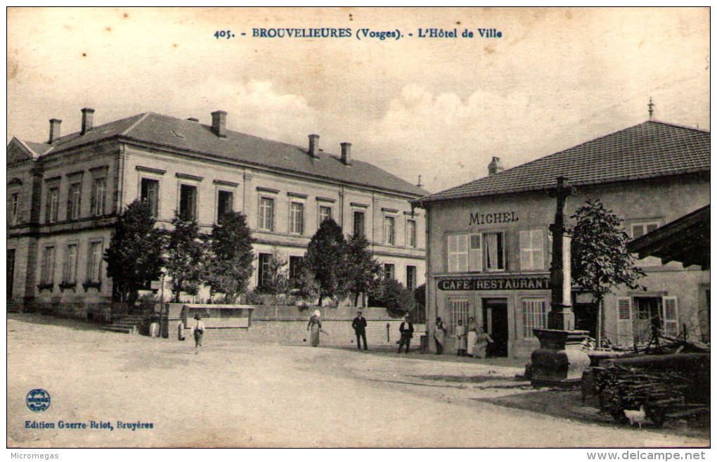 BROUVELIEURES - L'Hôtel de Ville