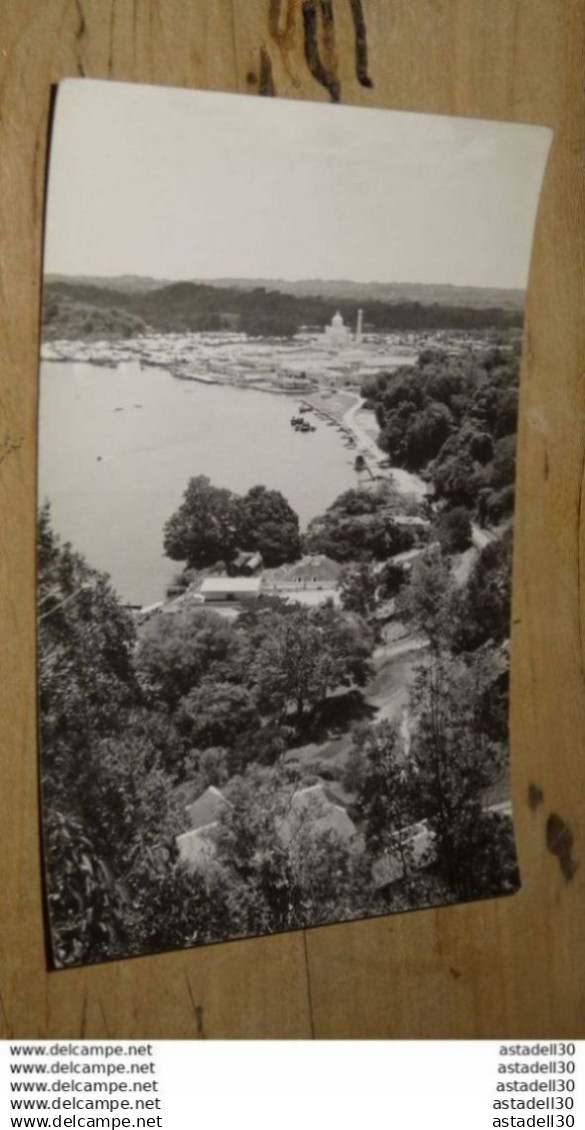 BRUNEI : Carte photo  ............ 70-8262