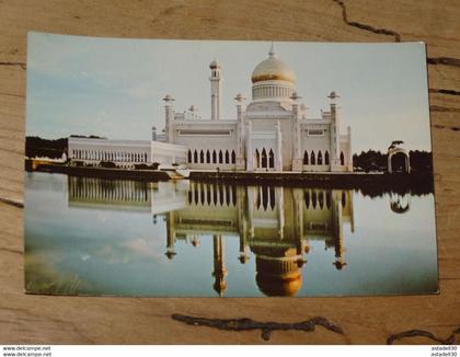 BRUNEI : Masjid Omar Ali Saifunddin  ............ 201101-1423b