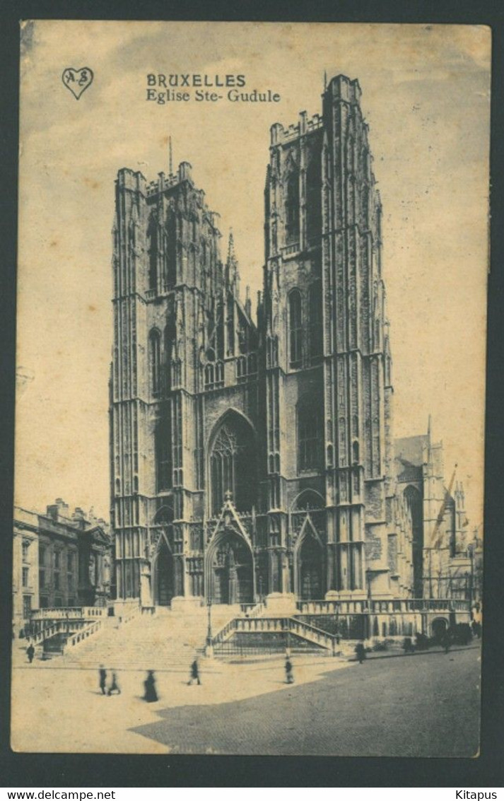 BRUSSELS vintage postcard Bruxelles Belgium