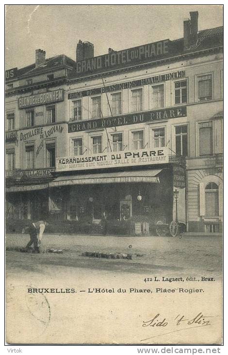 Bruxelles : L'Hotel du phare , place Rogier  (  klein scheurtje bovenaan links )