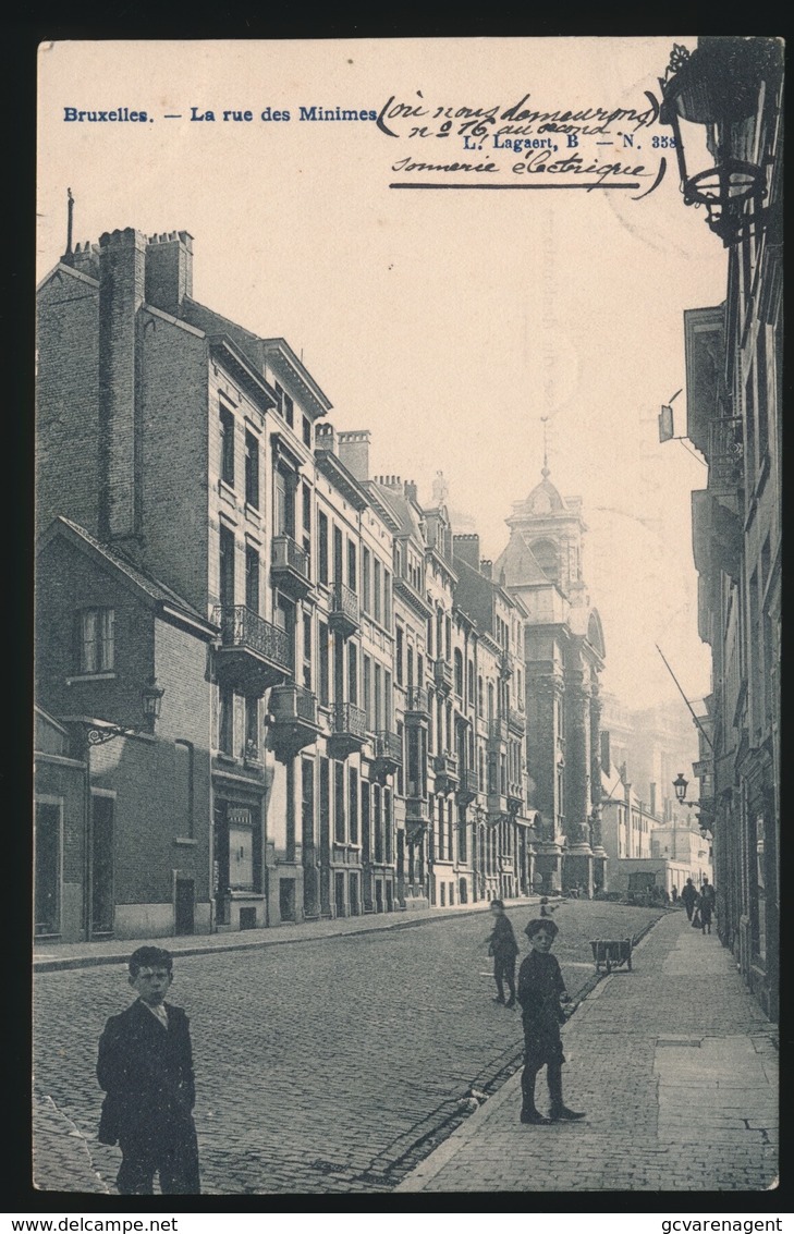 BRUXELLES  LA RUE DES MINIMES