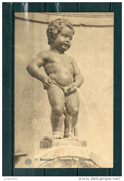 BRUXELLES: Manneken-Pis, niet gelopen postkaart (GA17933)