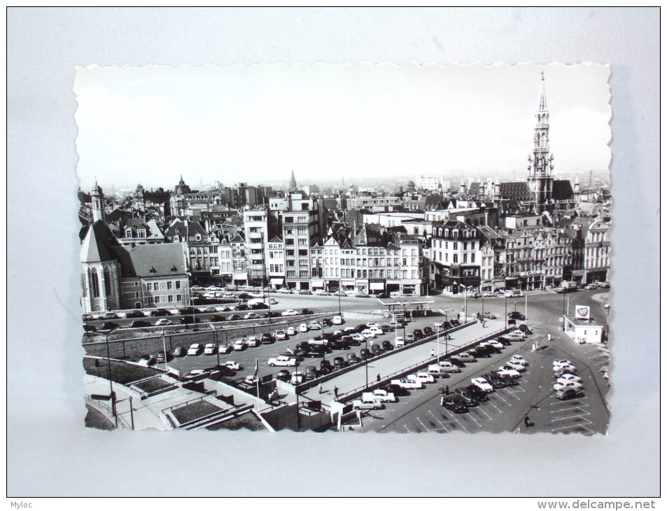 Bruxelles. Panorama. Parking Autos.