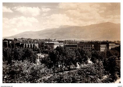 Bulgarie - Sofia - Vue de la Ville et Vitocha