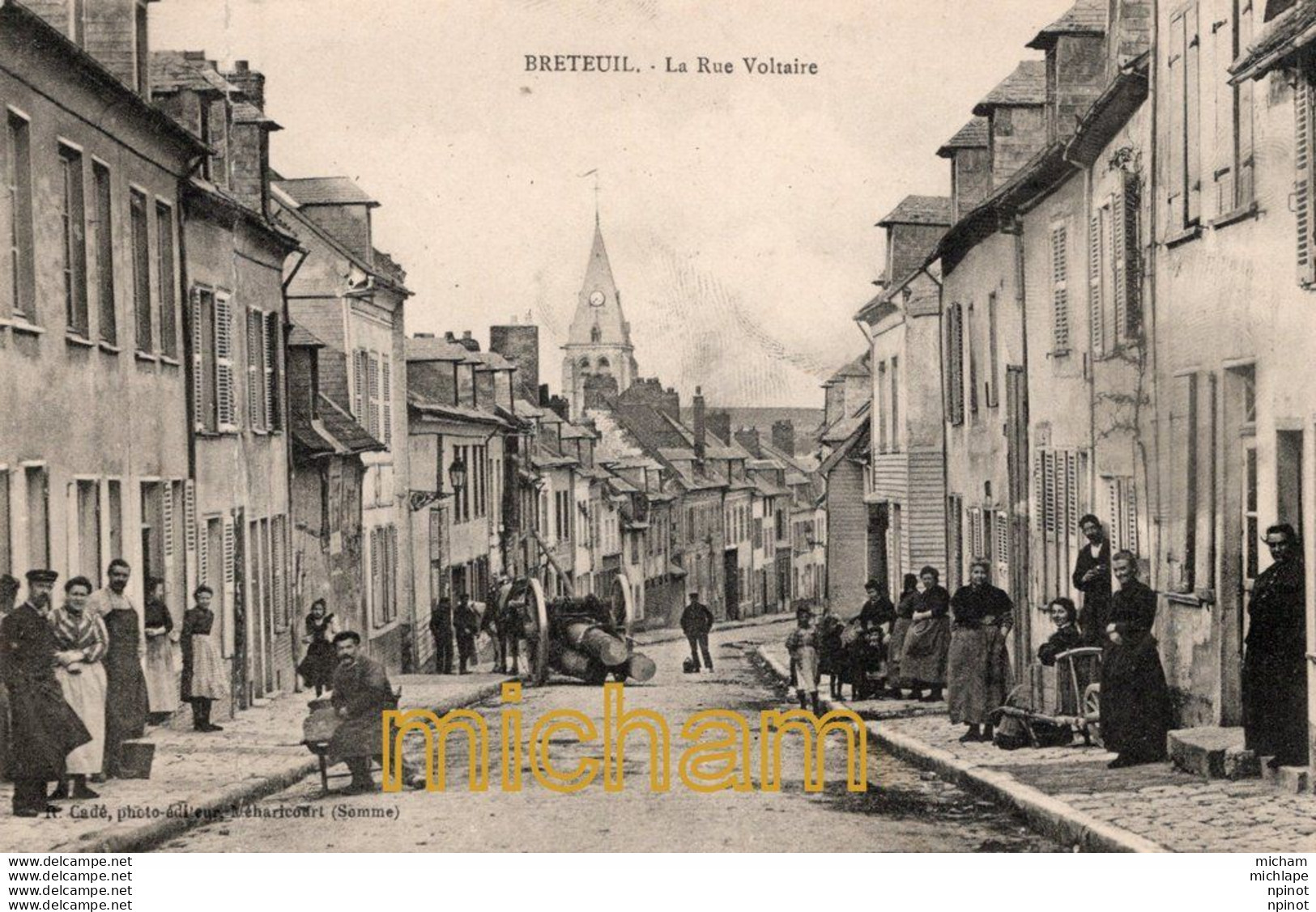 C P A  60  -   BRETEUIL  -  la rue voltaire